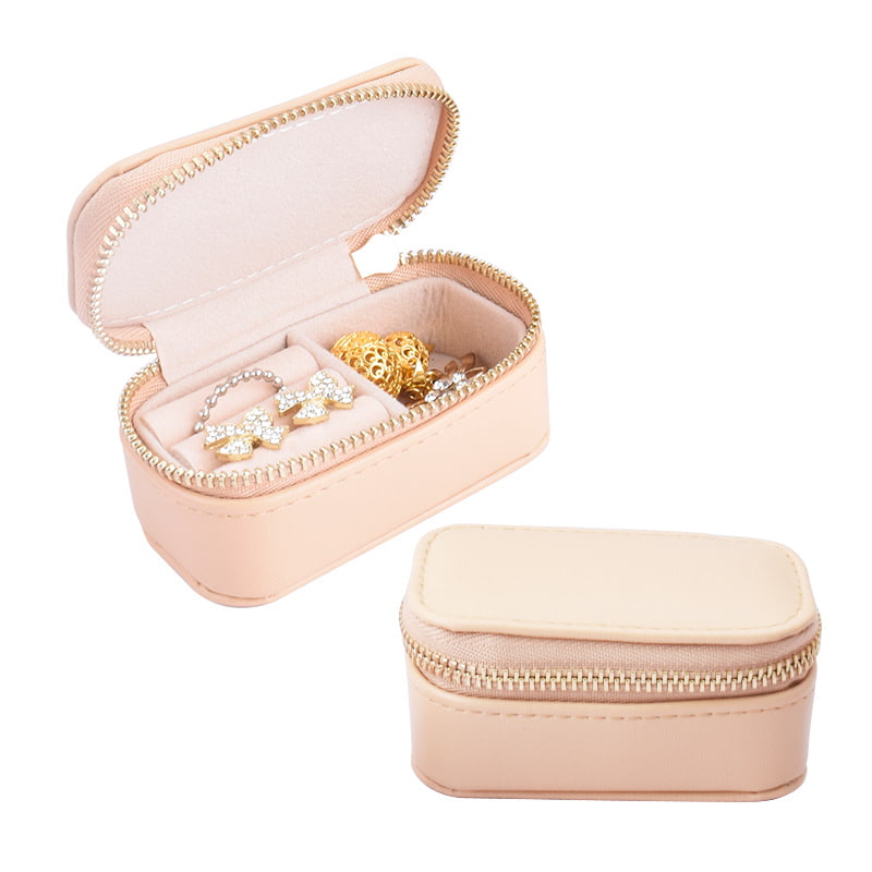 Organized Beauty: Versatile China Woman Cosmetic Bag